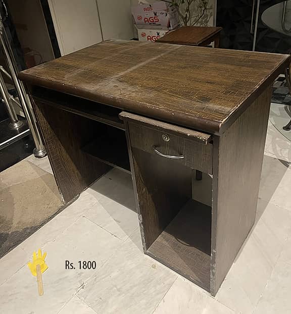 computer table 0