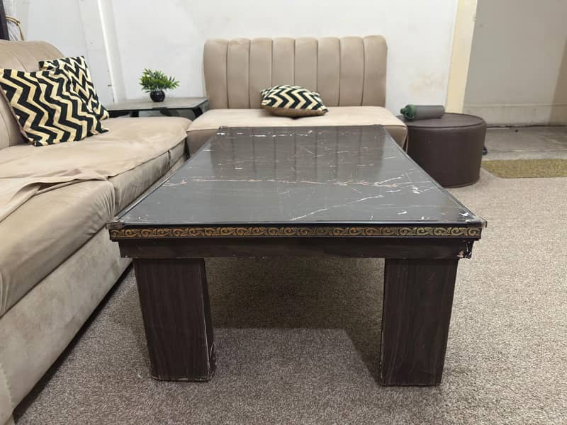 centar table 0