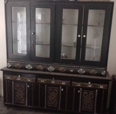 Showcase and Cabinets for Sale