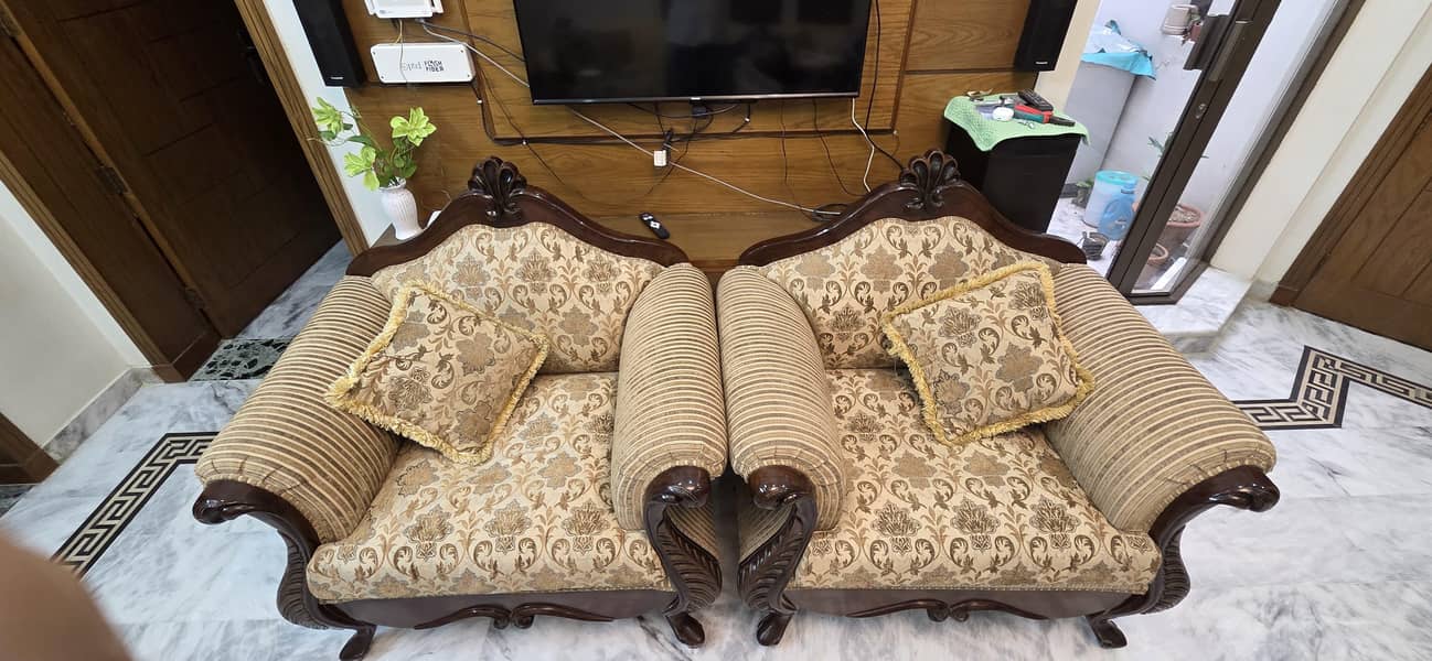2 seater sofa with table 3