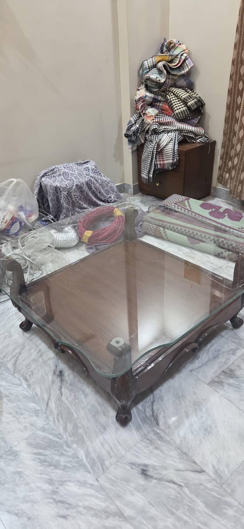 2 seater sofa with table 4