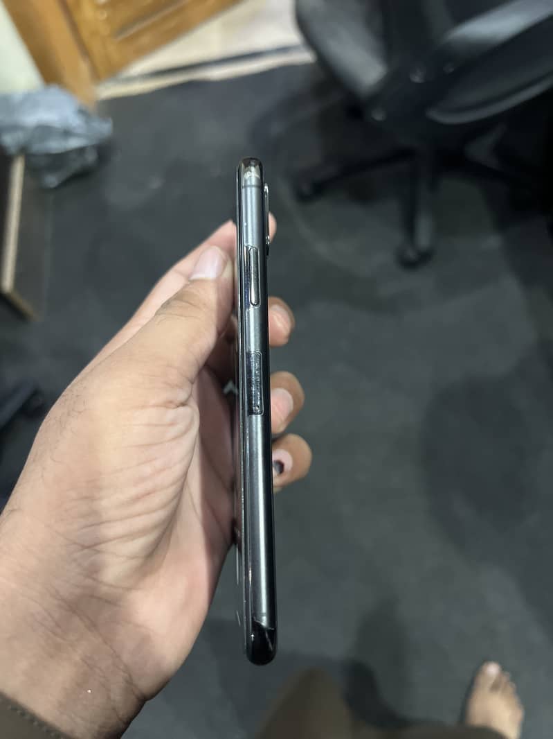 Apple iPhone XS 2