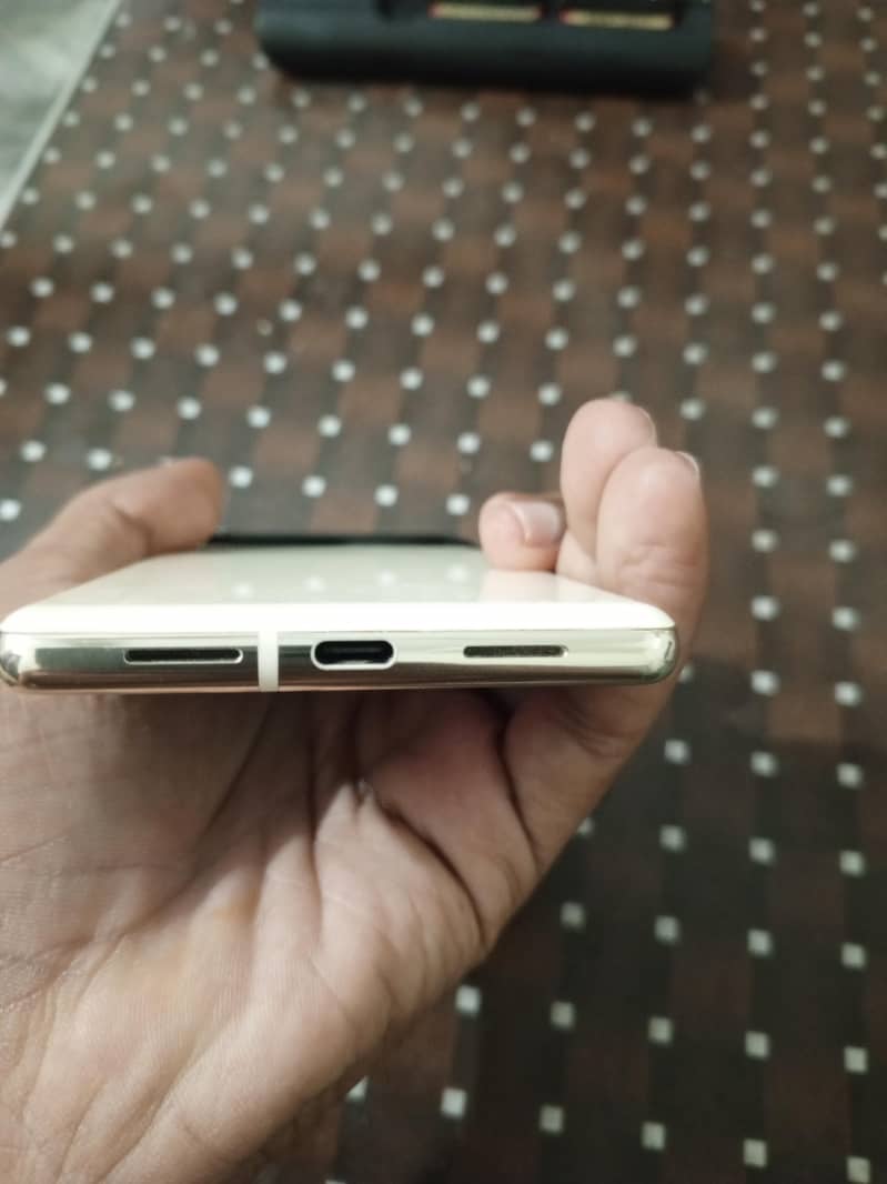 Google Pixel 6 Pro 2