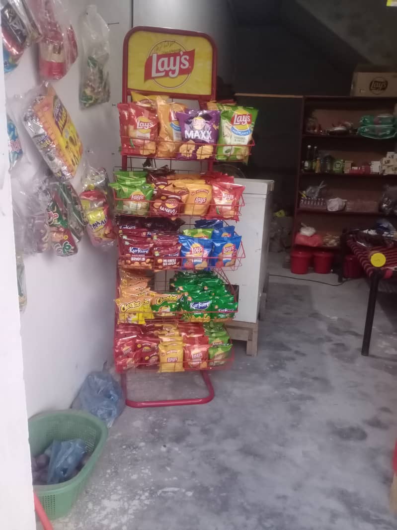 چلتی ہوئی کریانہ اور جنرل سٹور کی دکان۔ براے فروخت 2