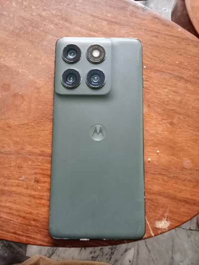 Motorola Edge 2025