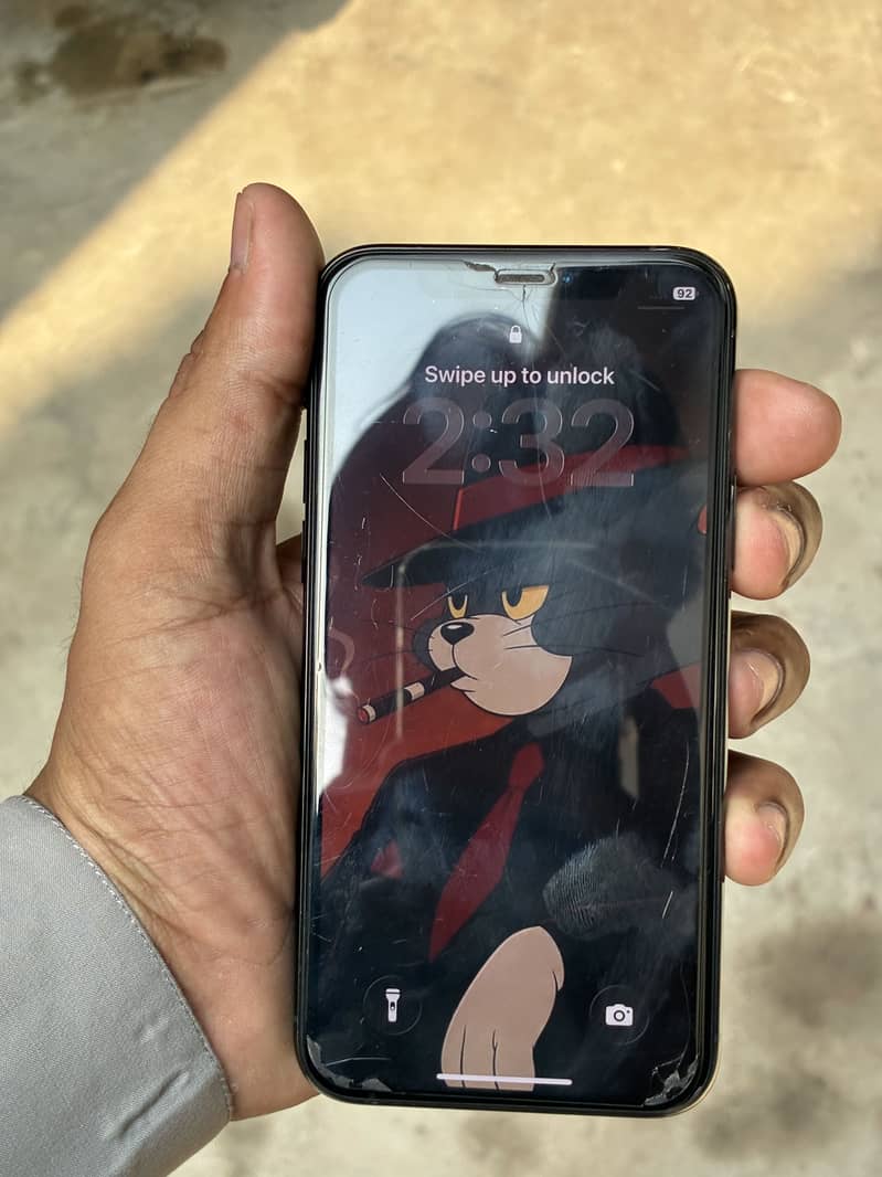 Apple iPhone 11 Pro 2