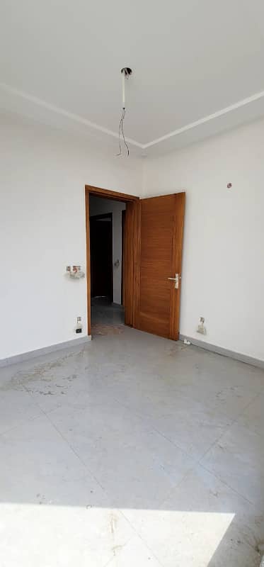 Modern 8 Marla Upper Portion | Block H, Etihad Town Phase 1