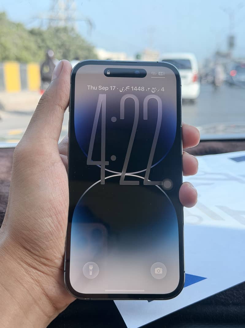 Apple iPhone 14 Pro 0