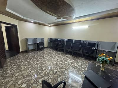 1 Kanal Upper Portion Is Available For Silent Offices And Residents