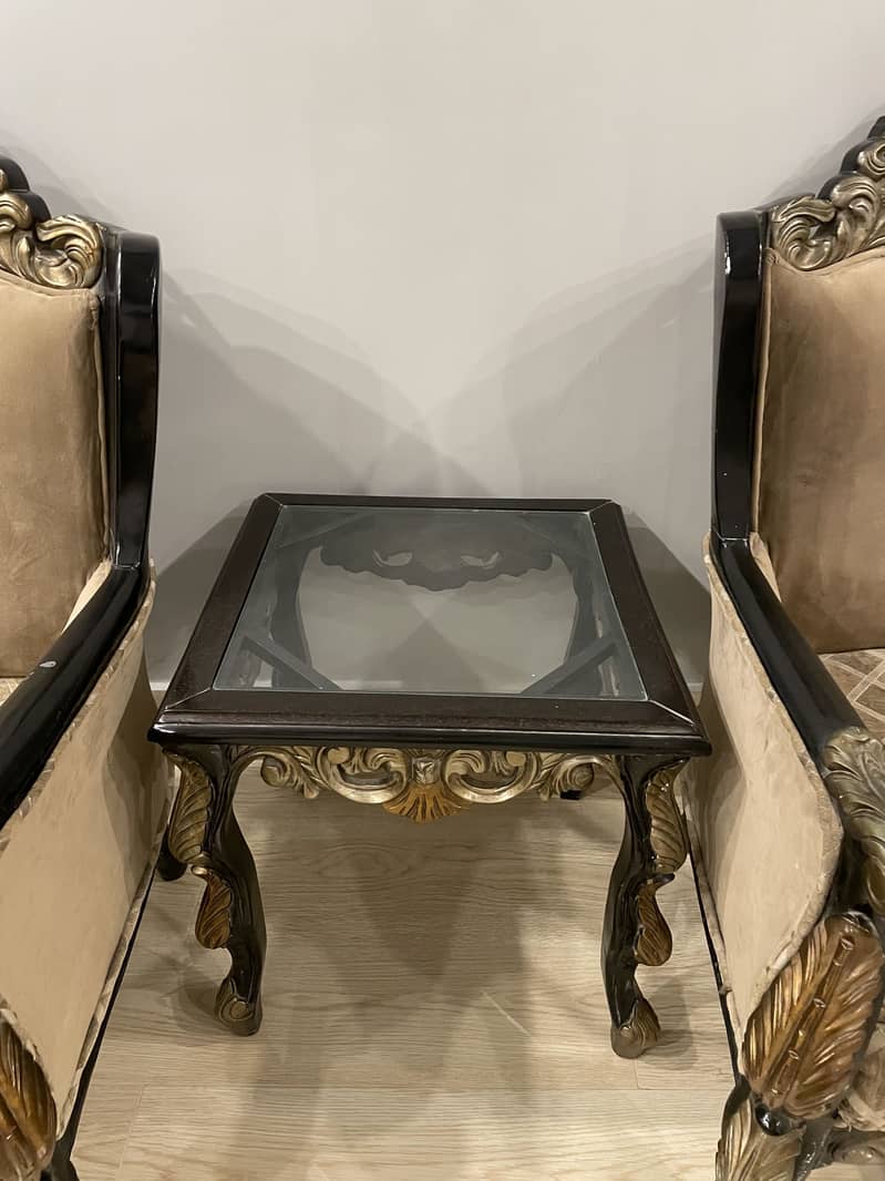 Chinioti chairs with table 1