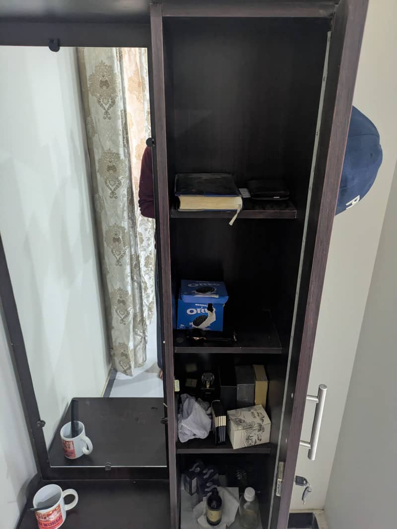 dressing table 2