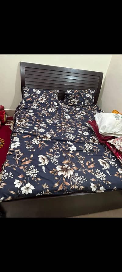Queen Bed with Mattress – Gently Used, Moving Sale