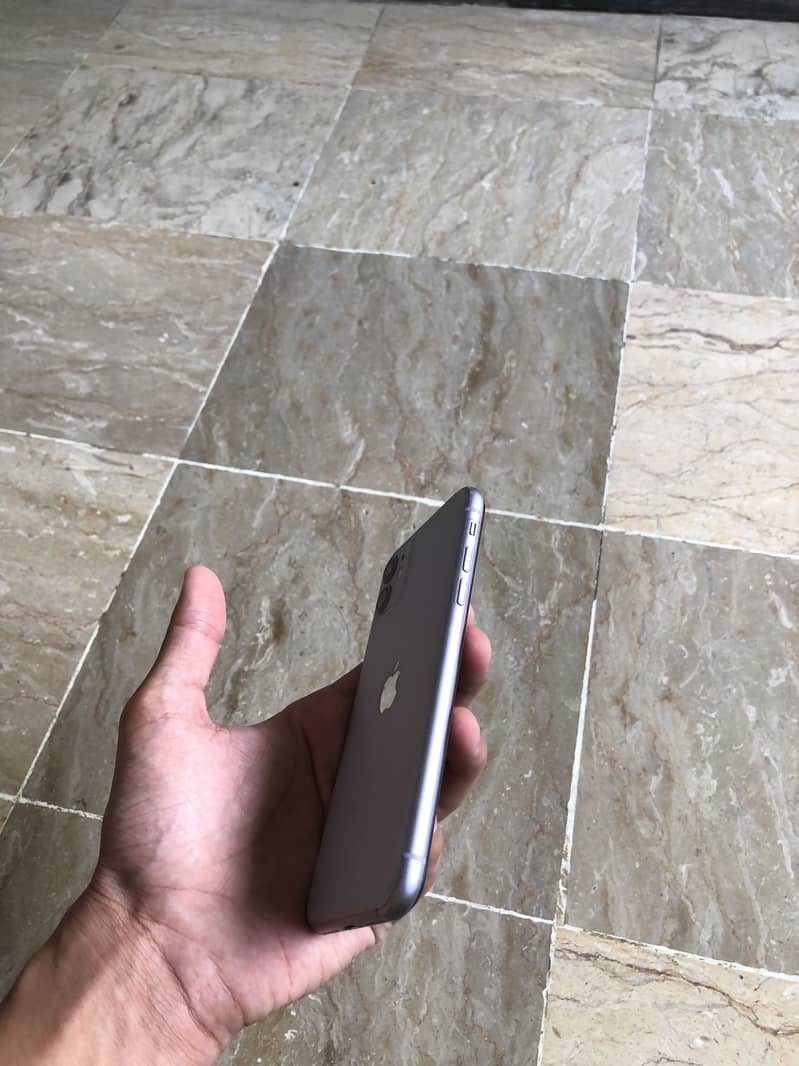 Apple iPhone 11 1
