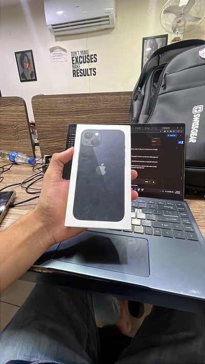 Apple iPhone 13 Jv
