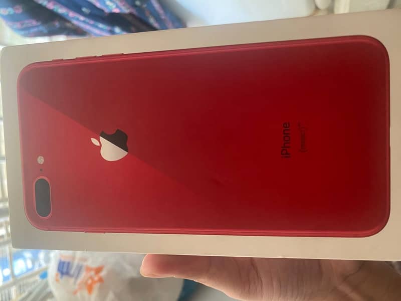 Apple iPhone 8 Plus 4