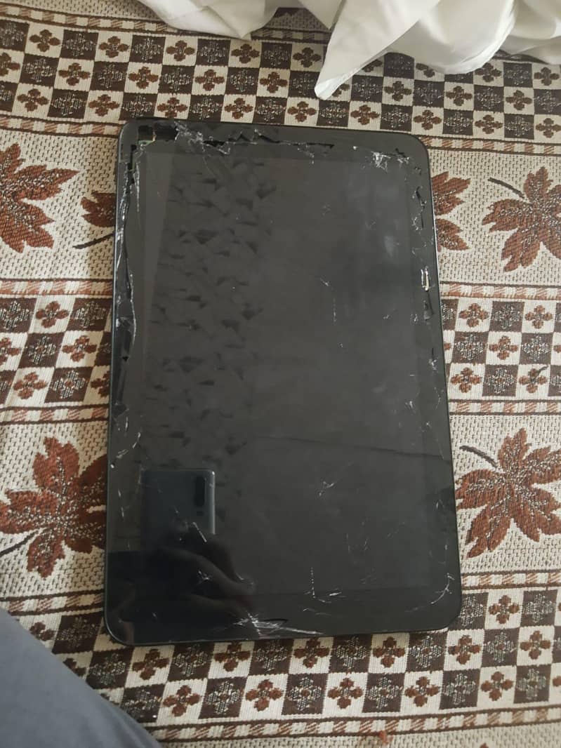 Qua Tab 3