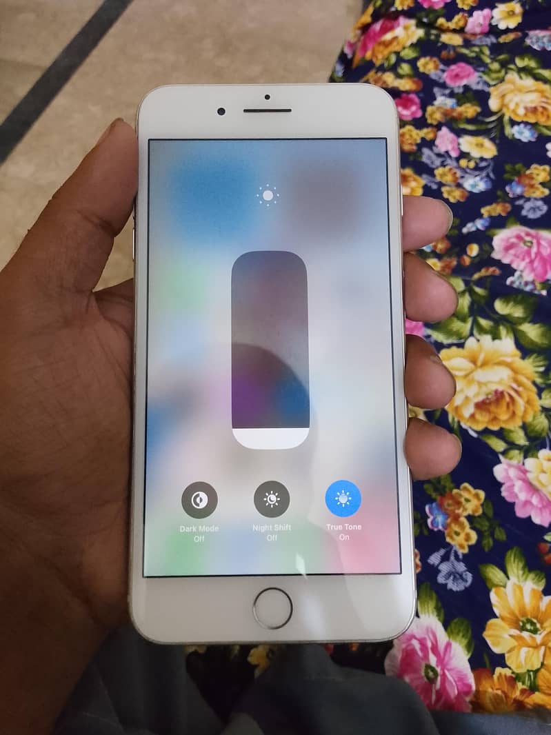 Apple iPhone 8 Plus 7