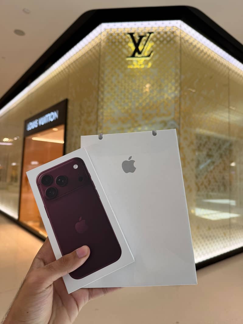 Apple iPhone 18 Pro Max 8
