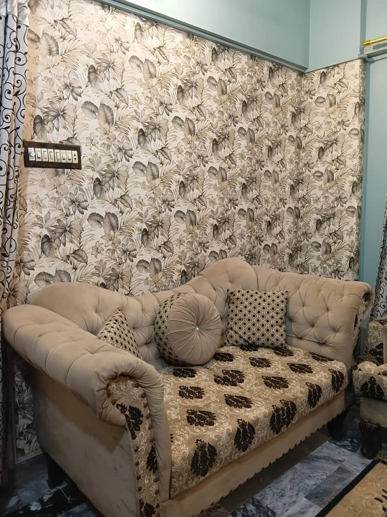 complete drawing room set. 2