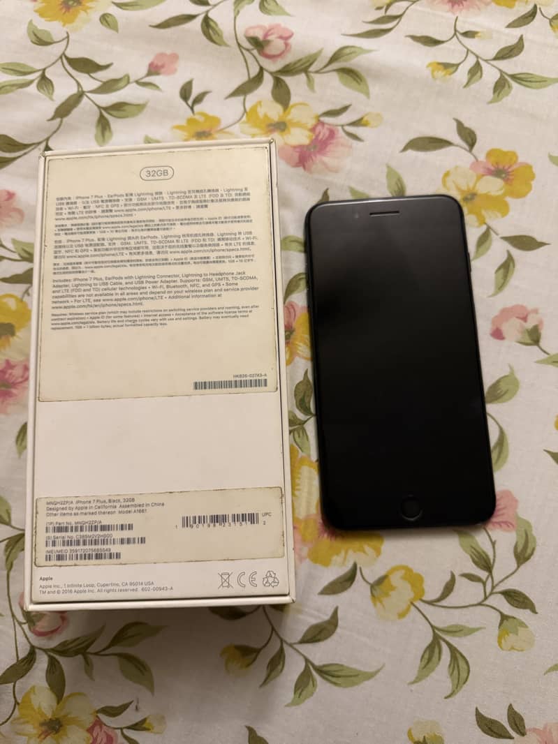 Apple iPhone 7 Plus 0