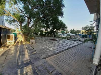 I-8 Markaz 816 Sqft Main Road Corner Shop for Resturent,Cafe,Brand with Big Open Dining Space For Rent
