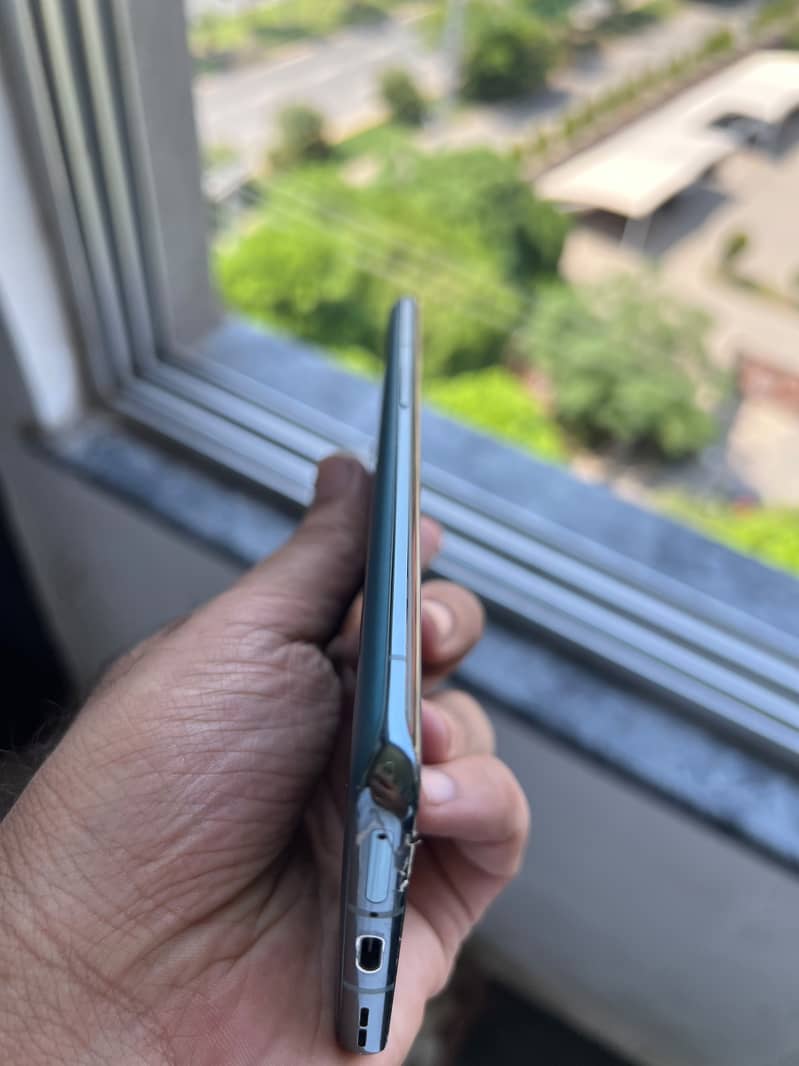 One Plus 9 Pro {10/10} 6