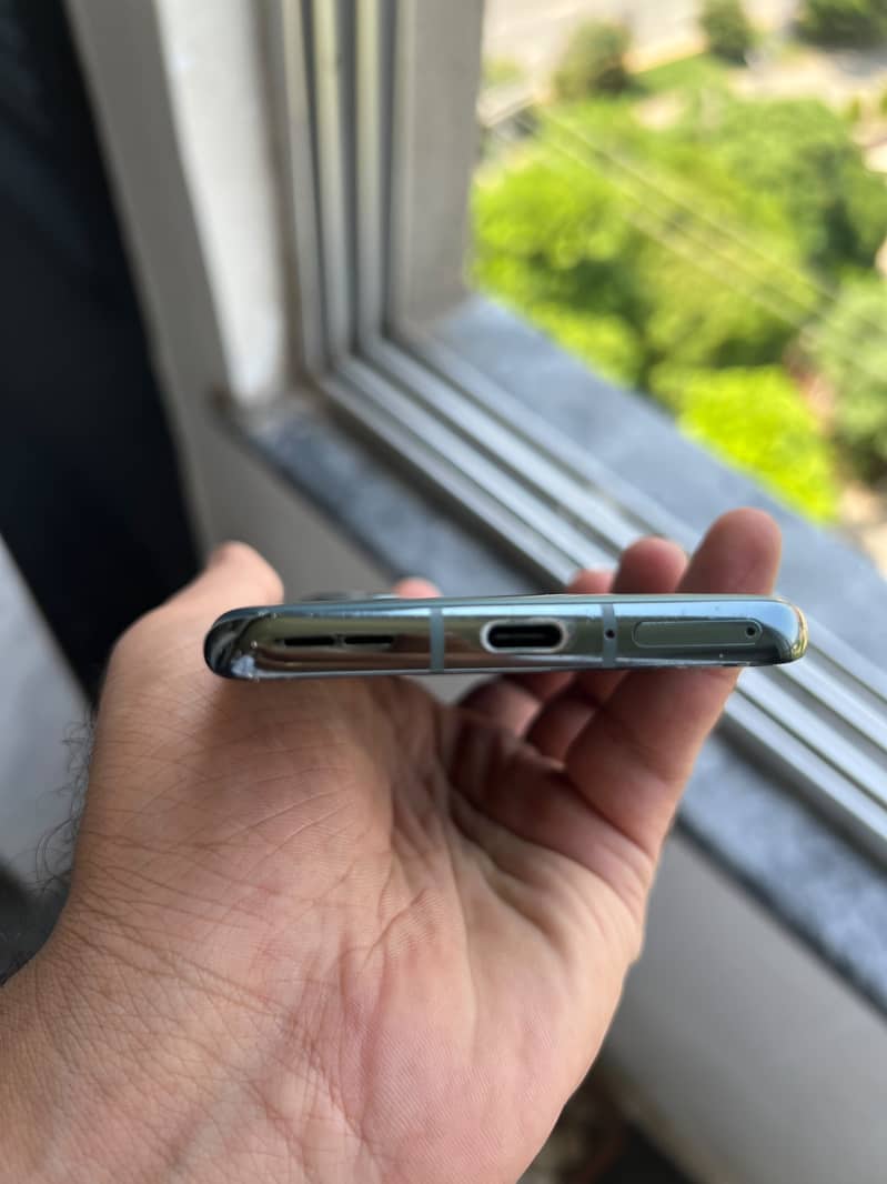 One Plus 9 Pro {10/10} 8