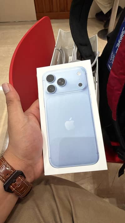 Apple iPhone 18 Pro Max 19th Pickup available