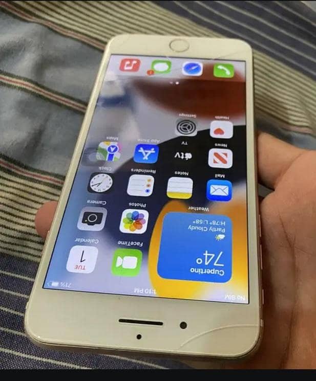 Apple iPhone 7 Plus 1