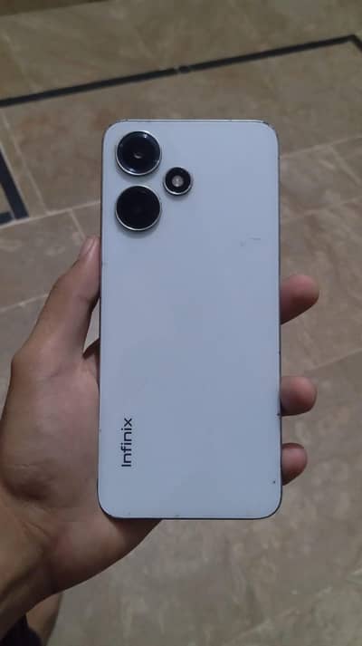 Infinix Hot 30 Play