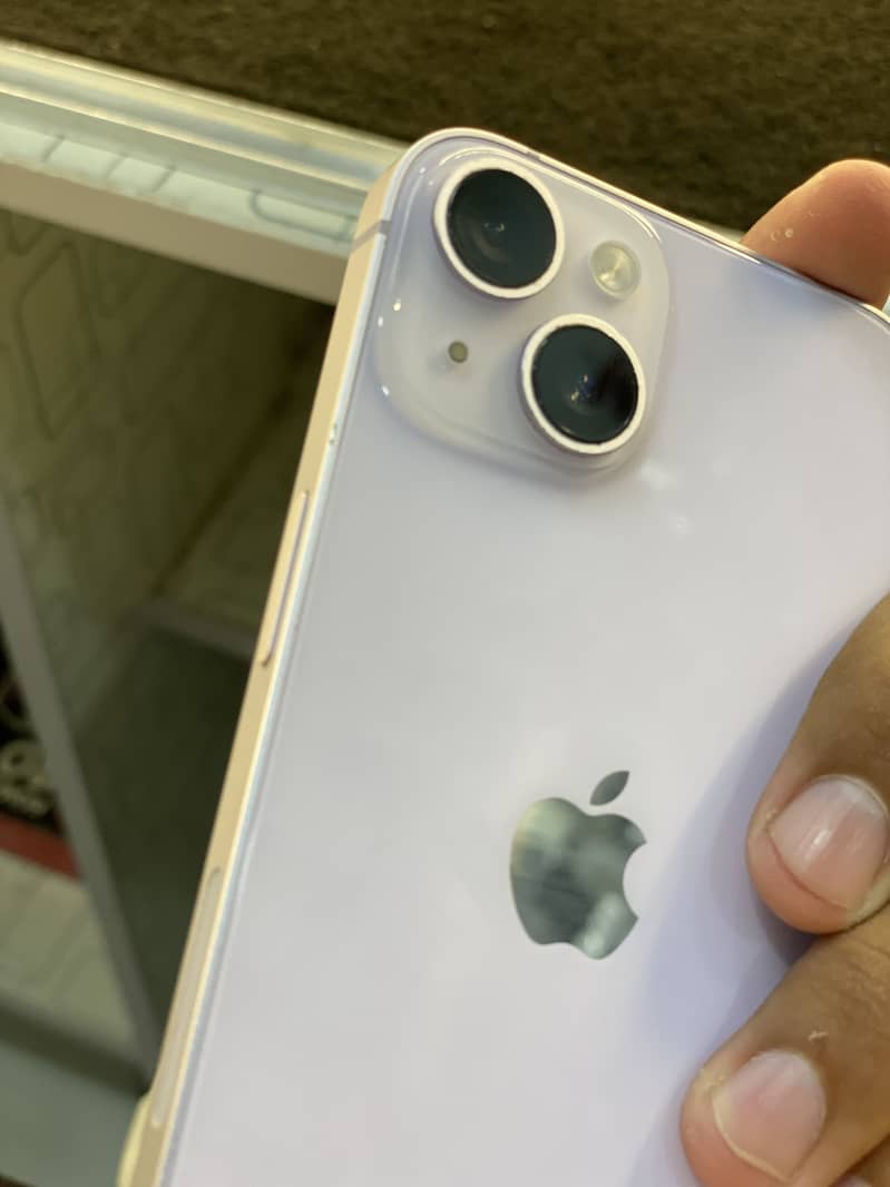 Apple iPhone 14 3