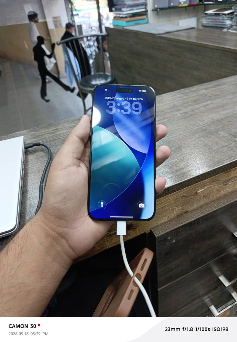 Apple iPhone 15 Pro Max 1