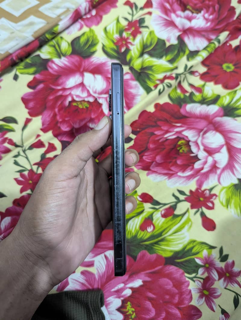 Infinix Note 30 6