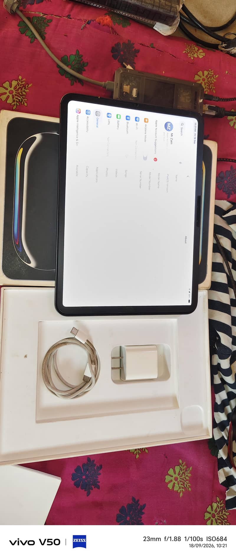 iPad m4 3