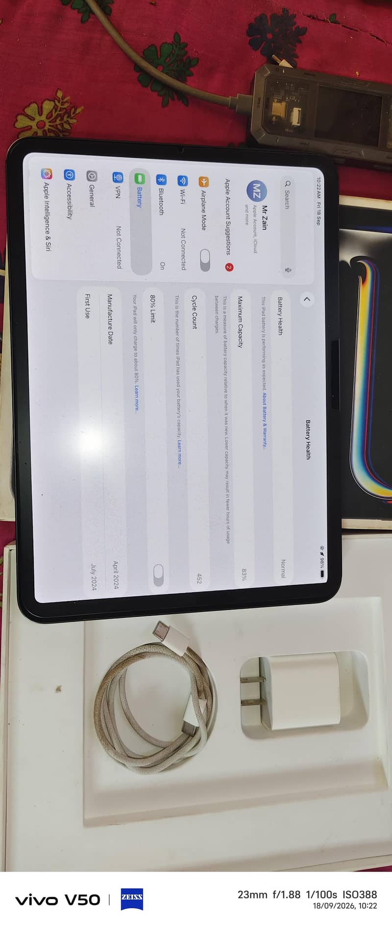 iPad m4 4