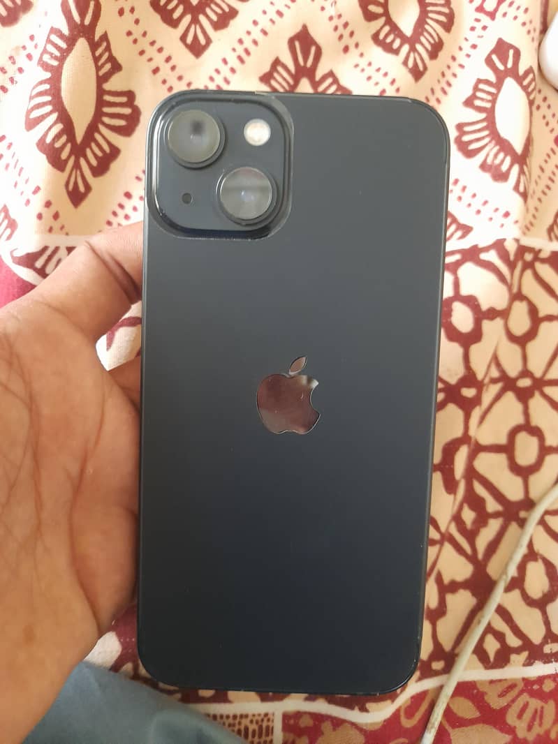Apple iPhone 13 2