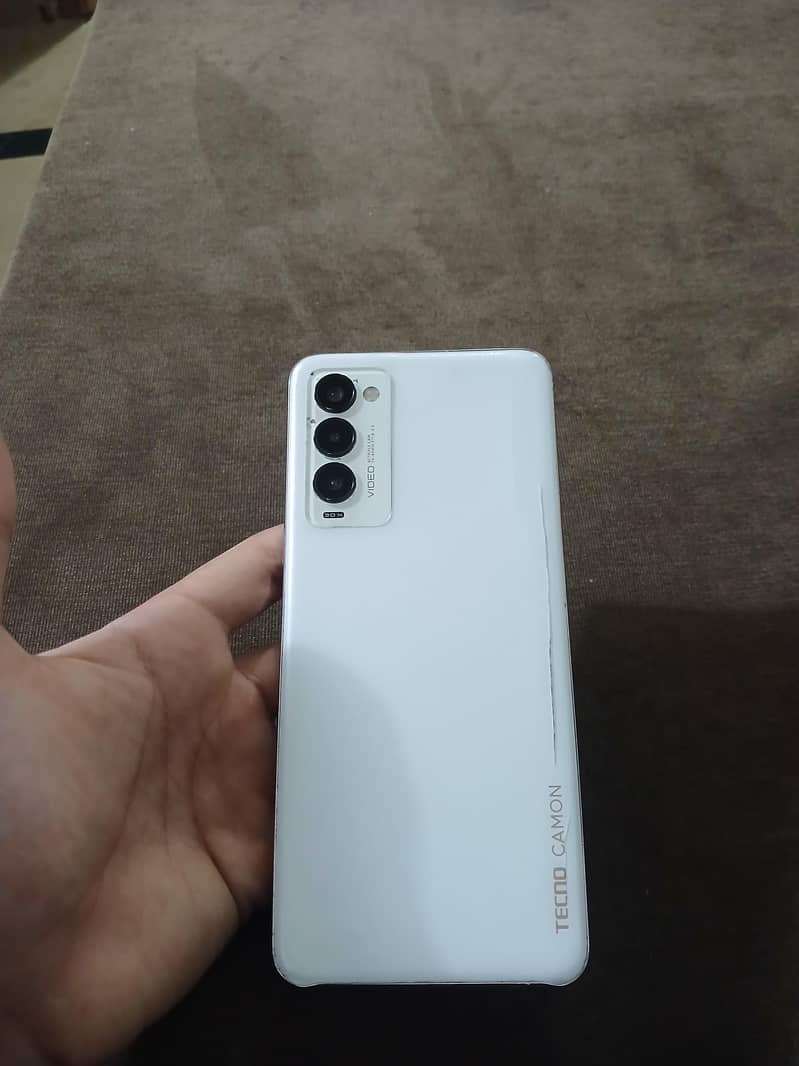 Tecno Camon 18P 3