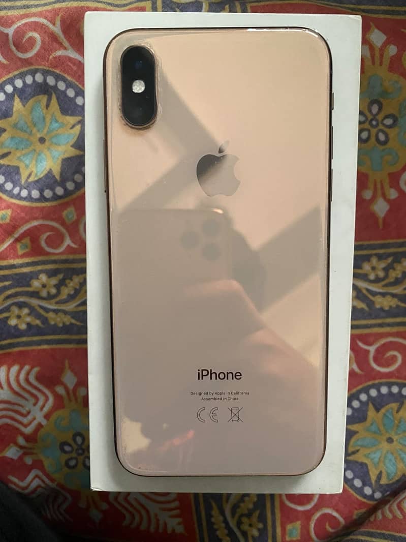 iPhone XS 3