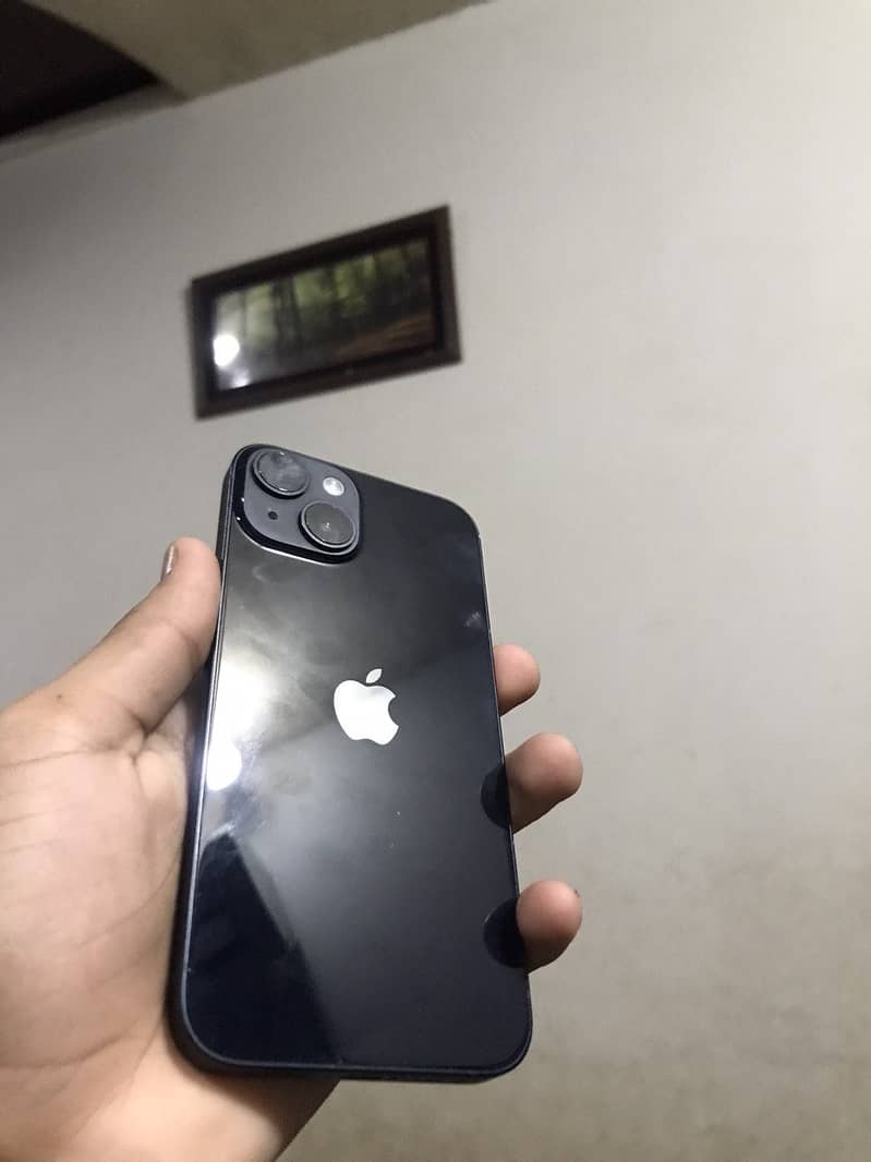 Apple iPhone 14 3