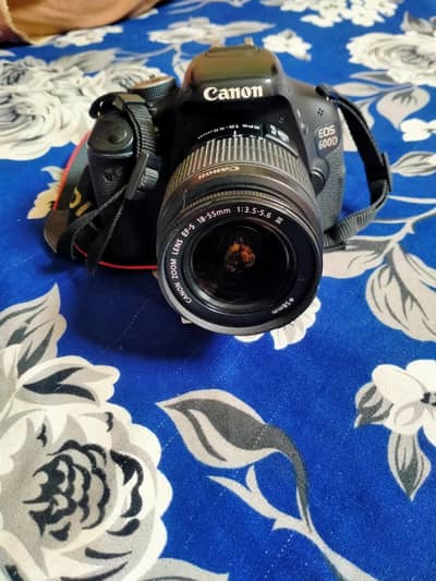 Canon EOS 600D DSLR Camera