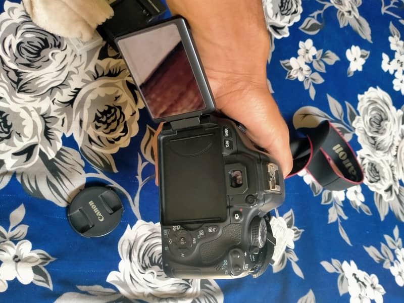 Canon EOS 600D DSLR Camera 3