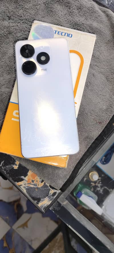 Tecno Spark 20C