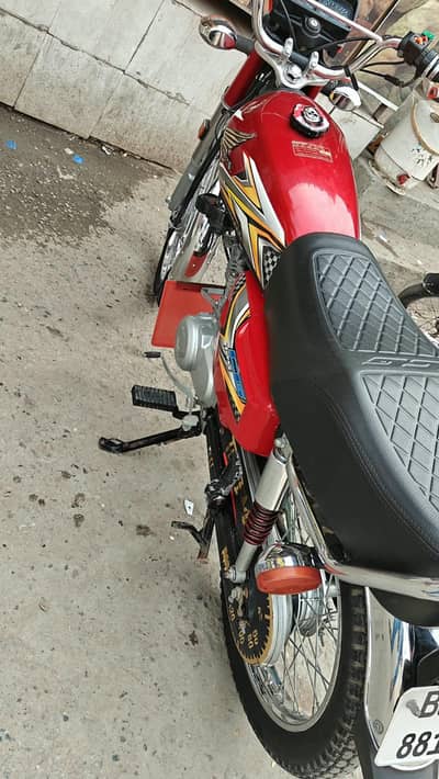 Honda 125 Koi kaam nai hone wala