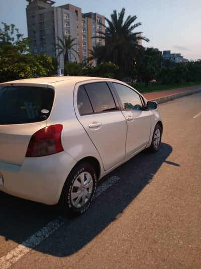 Toyota Vitz 2013