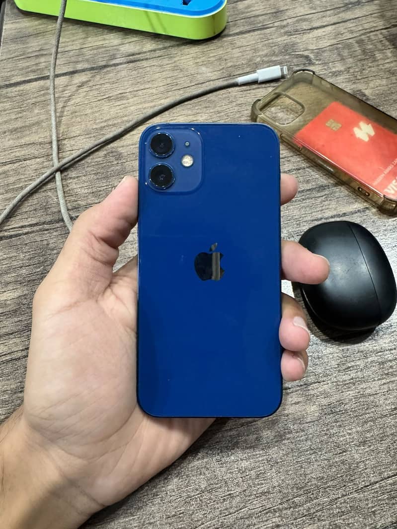 Iphone 12 mini 0