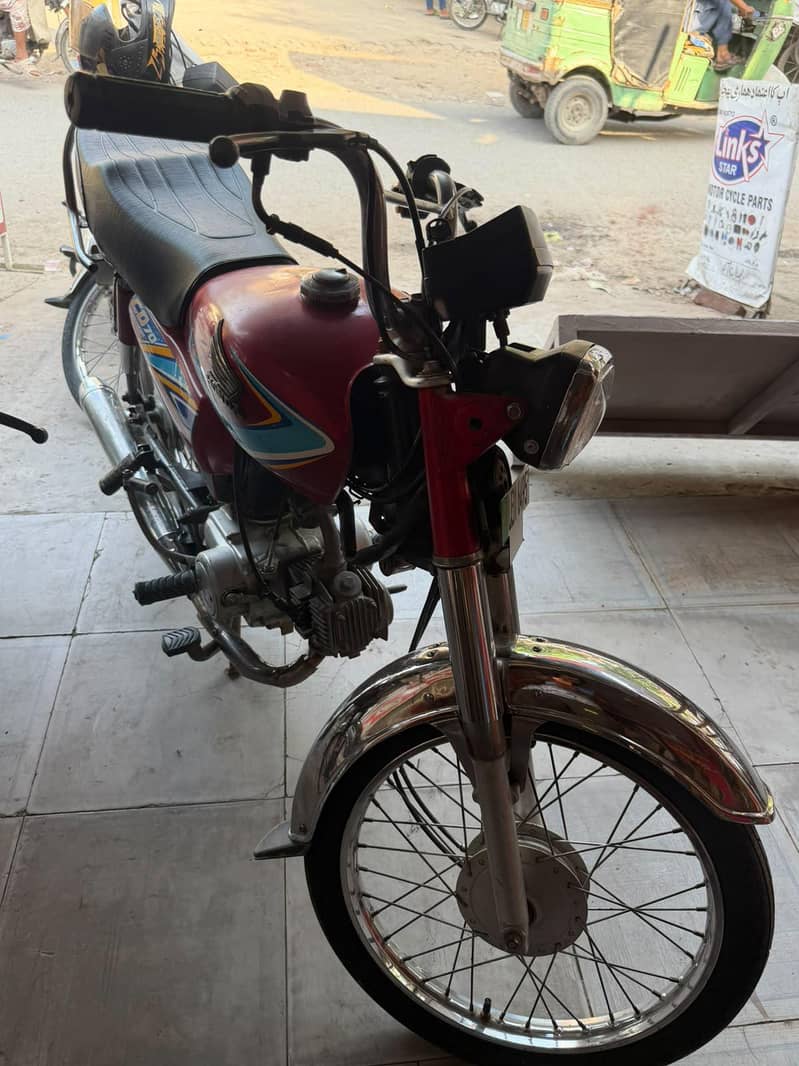 Honda CD70 1
