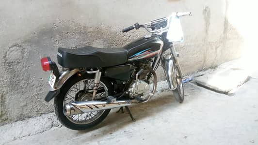 Honda CG 125 Model 2014 | Excellent Condition Urgent Sale.