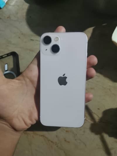 Apple iPhone 13