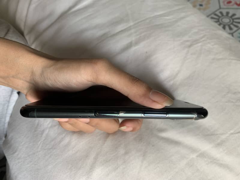 Apple iPhone 11 Pro 5