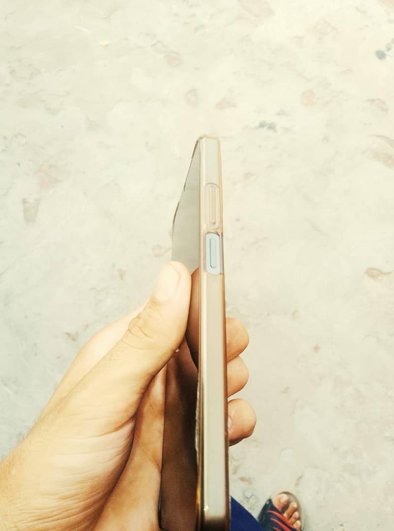 Realme Note 60x 3